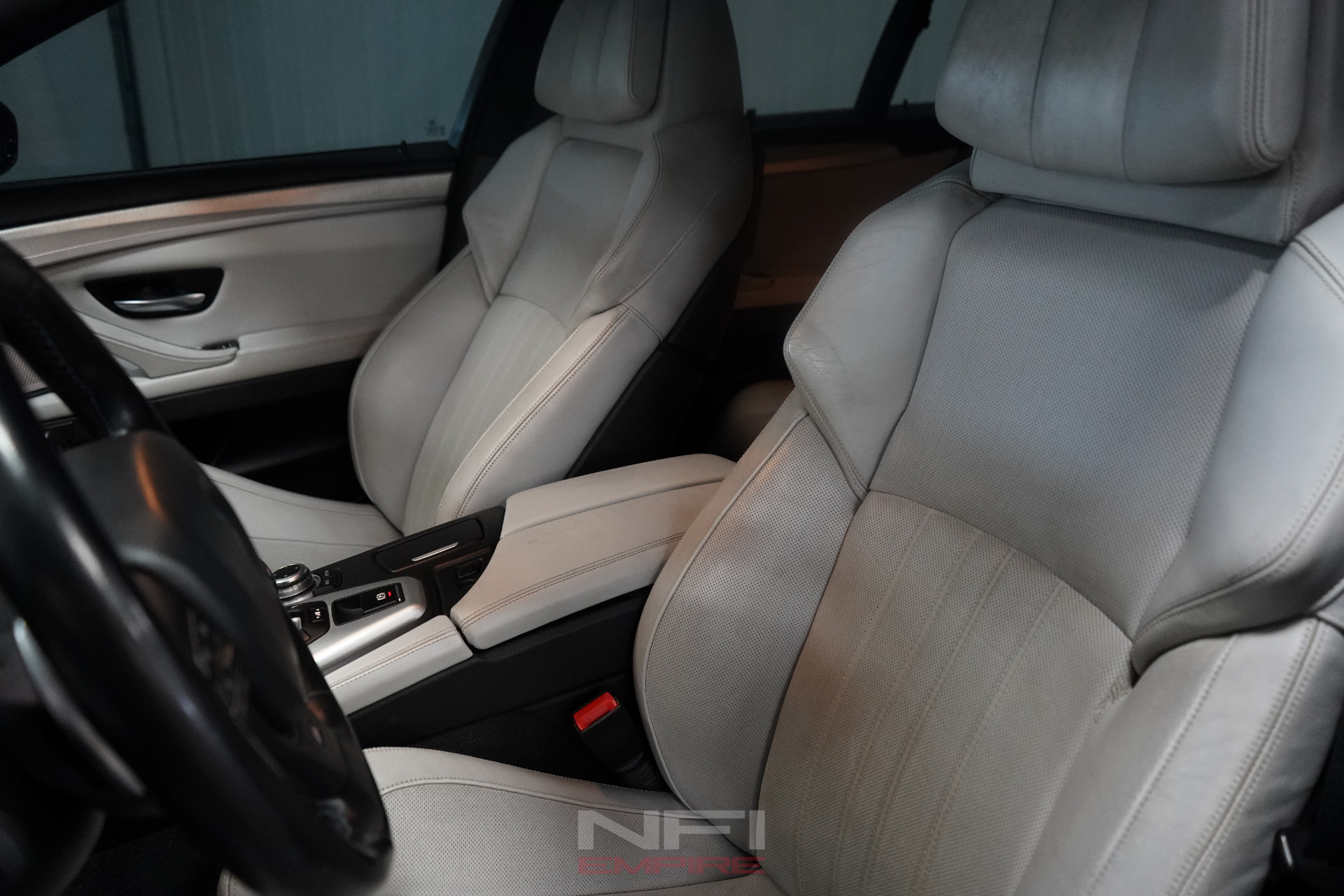 2013 BMW M5 US-Version - Interior