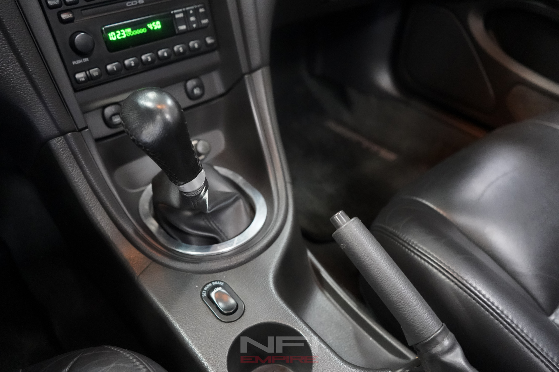 2002 mustang deals gt shift knob