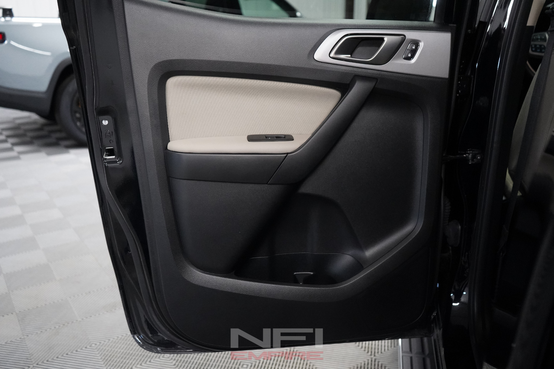 Gray Air A/C Handle Interior Panel Cover For Ford Ranger XLT Wildtrak 2018  2022