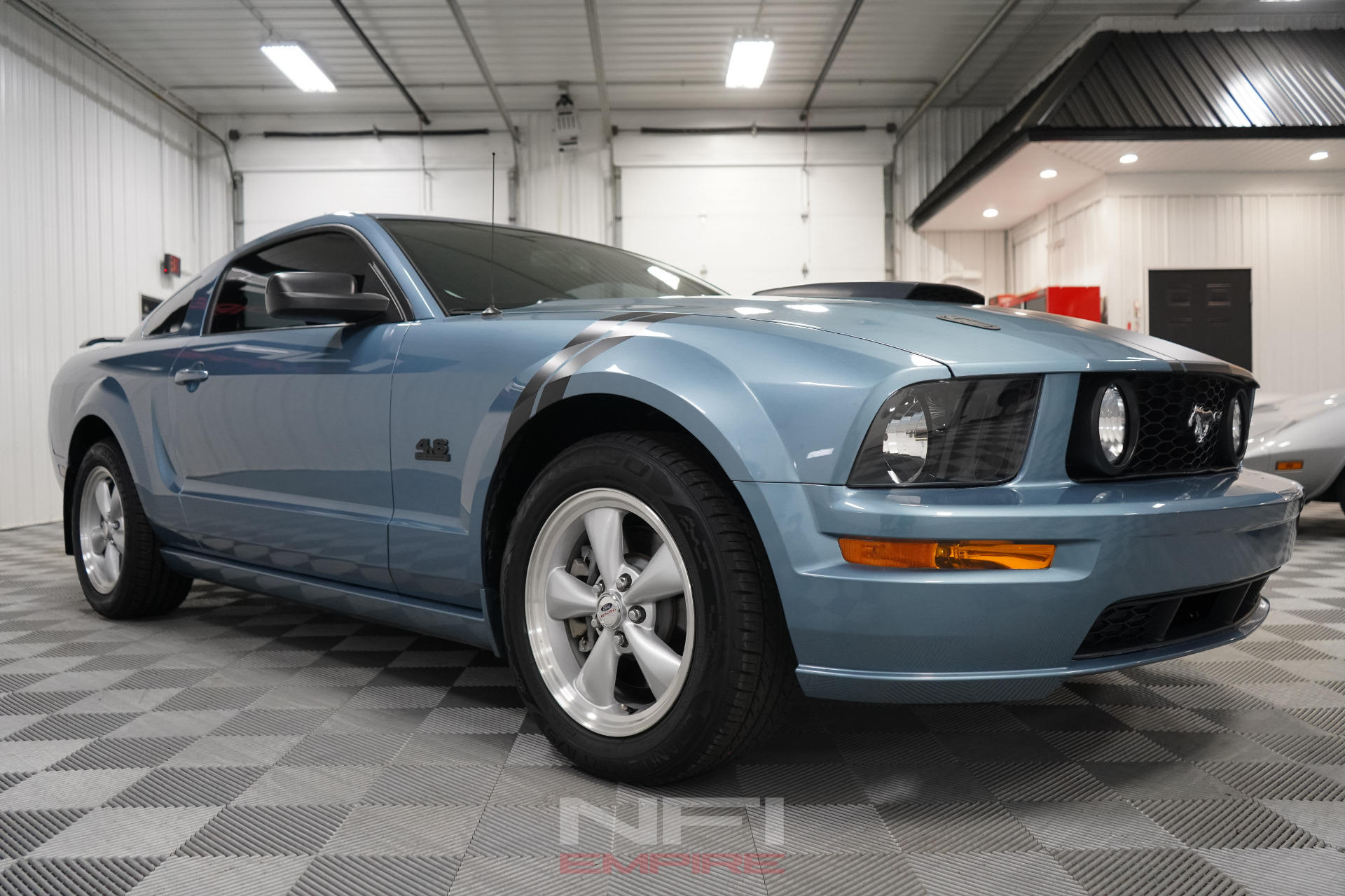 2007 Ford Mustang GT Deluxe Coupe 2D